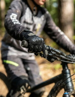 Kids Gloves - Image 6